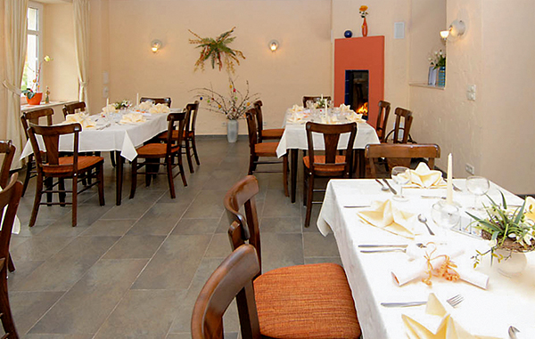 Kaminzimmer Lehrrestaurant wieder geöffnet Kaminzimmer Lehrrestaurant wieder geöffnet
